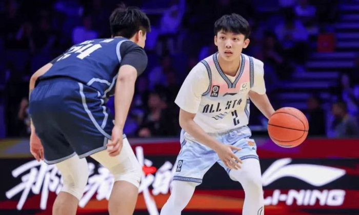 真人百家乐-CBA全明星赛:徐杰MVP、胡明轩三分冠军、陈家政星锐赛MVP|广东队|三分大赛|广东男篮|篮板|三分球_新浪体育_新浪新闻